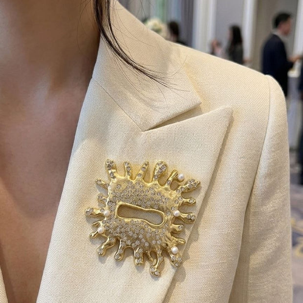 Brooch